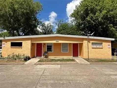 3357 Frick Road 12 Houston TX 77086