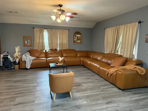 13125 1st Street Kendleton TX 77451