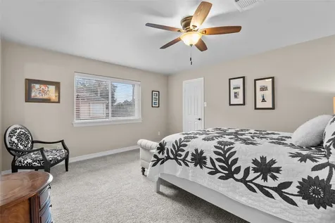 2436 Pebble Beach Drive League City TX 77573