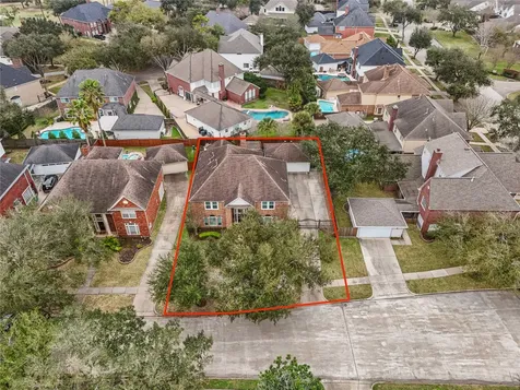 2436 Pebble Beach Drive League City TX 77573