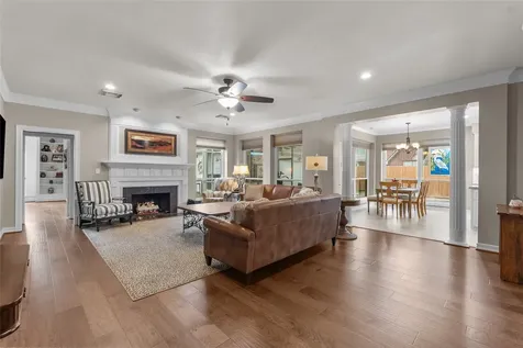 2436 Pebble Beach Drive League City TX 77573