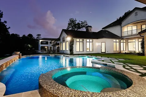 23 N Fazio Way The Woodlands TX 77389