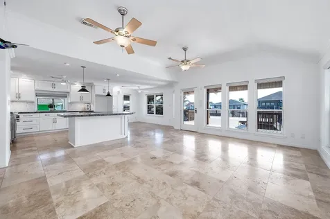 837 Marlin Street Bayou Vista TX 77563