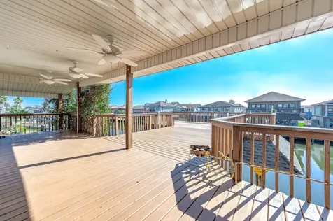837 Marlin Street Bayou Vista TX 77563