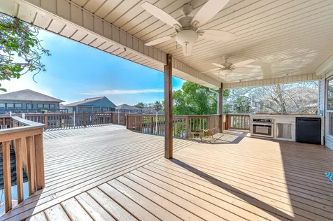 837 Marlin Street Bayou Vista TX 77563