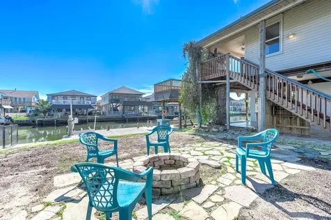 837 Marlin Street Bayou Vista TX 77563