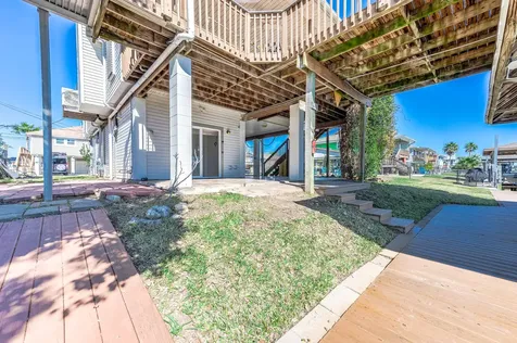837 Marlin Street Bayou Vista TX 77563