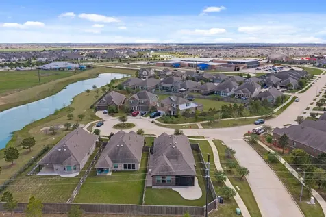 2710 Torrey Pines Drive Brookshire TX 77423