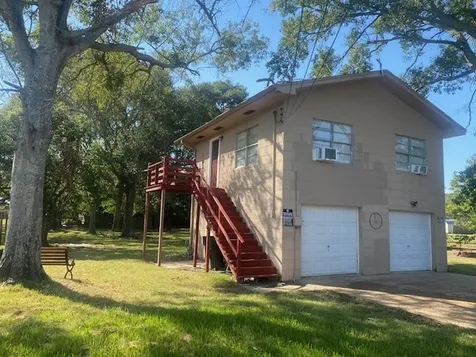 4859 Harrison Avenue Groves TX 77619