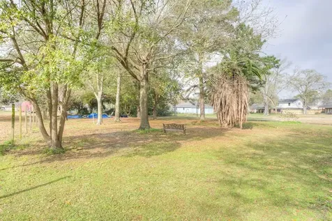 4859 Harrison Avenue Groves TX 77619