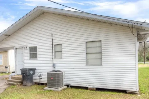 4859 Harrison Avenue Groves TX 77619