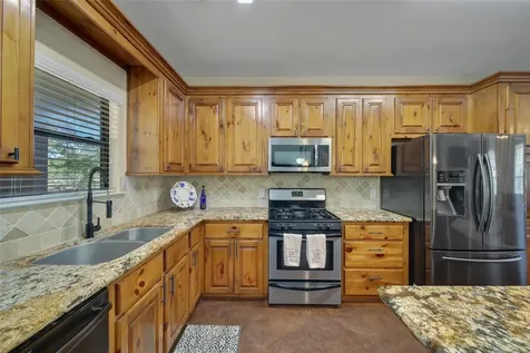 22100 Stone Creek Lane Montgomery TX 77316