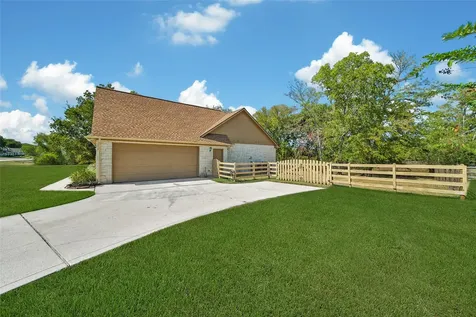 22100 Stone Creek Lane Montgomery TX 77316
