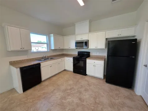 6303 White Oak Drive Hitchcock TX 77563
