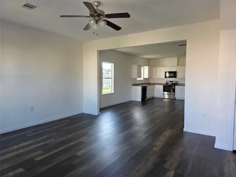 6303 White Oak Drive Hitchcock TX 77563