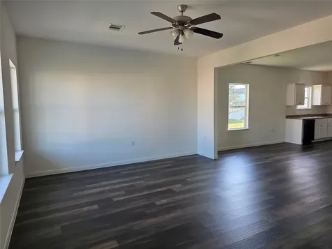 6303 White Oak Drive Hitchcock TX 77563