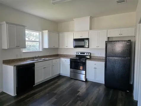 6303 White Oak Drive Hitchcock TX 77563