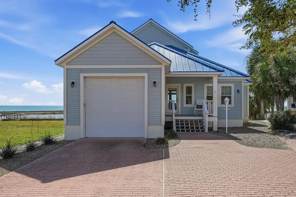 15 Old Cottage Beach Rockport TX 78382