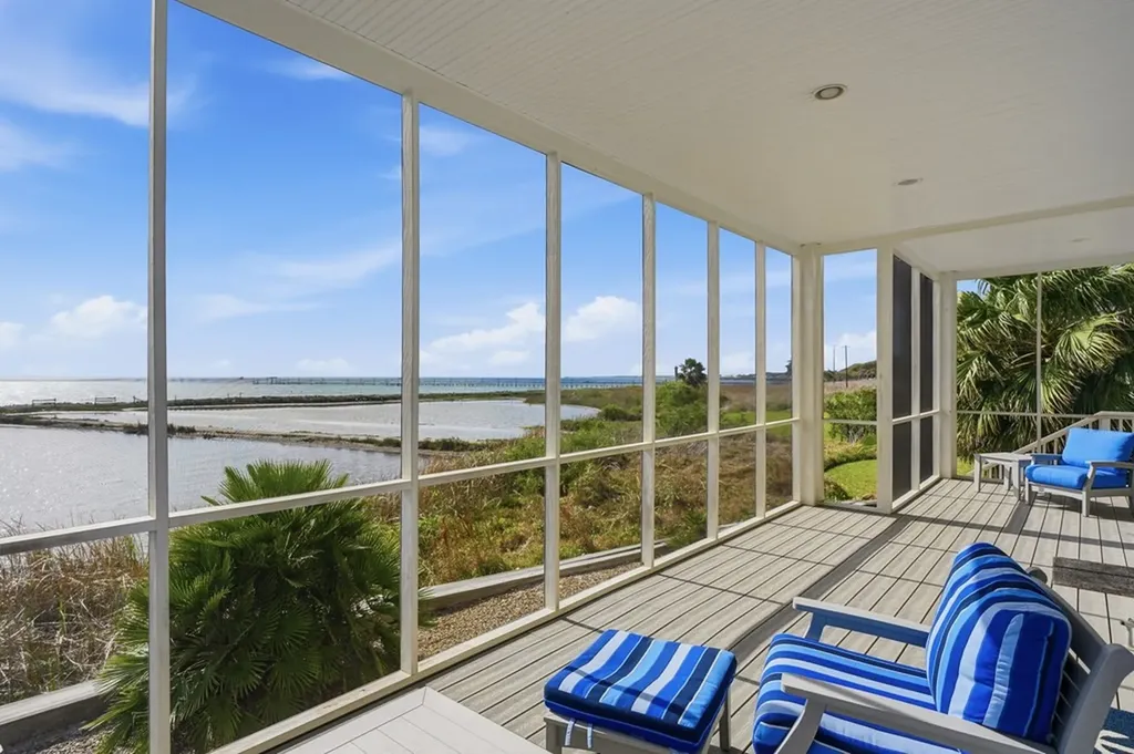 15 Old Cottage Beach Rockport TX 78382