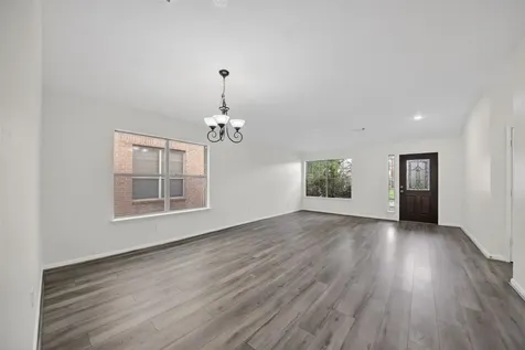 1318 Hawks Nest Drive Houston TX 77067