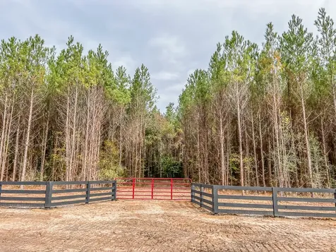 0013 Cr 2305 S Moss Hill TX 77327