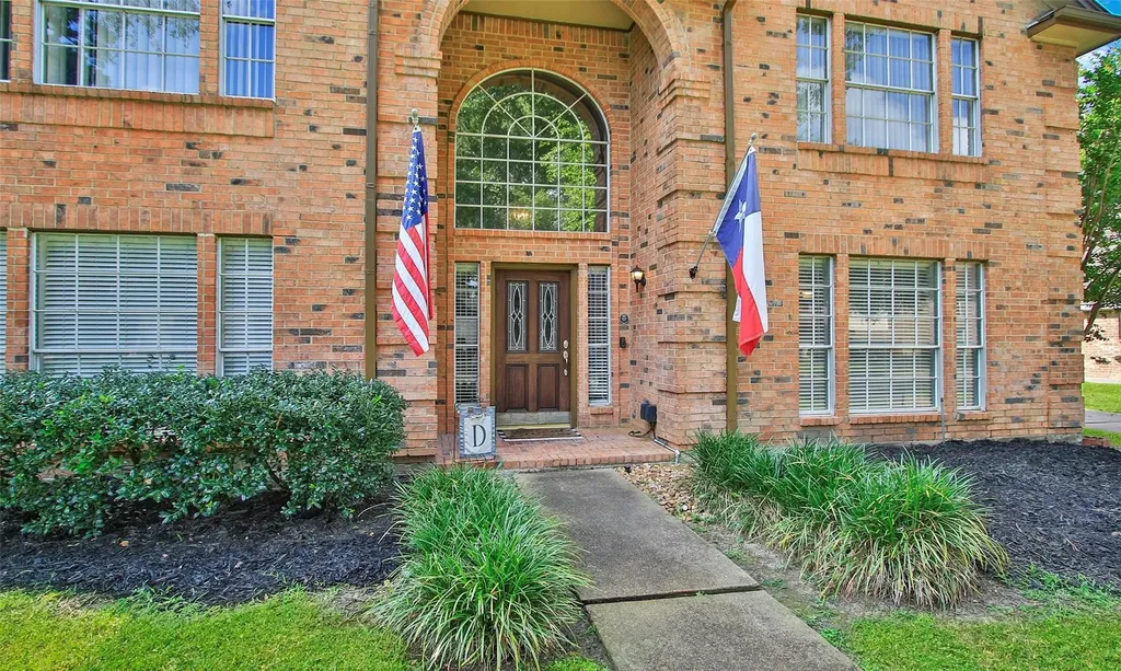 6819 Coral Ridge Road Houston TX 77069