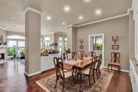 2668 E Bayshore Drive San Leon TX 77539
