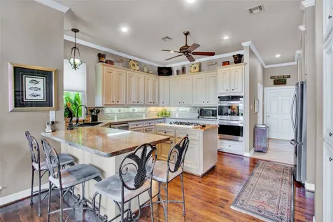2668 E Bayshore Drive San Leon TX 77539