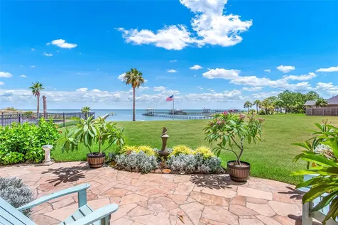 2668 E Bayshore Drive San Leon TX 77539