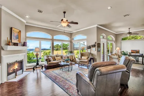 2668 E Bayshore Drive San Leon TX 77539