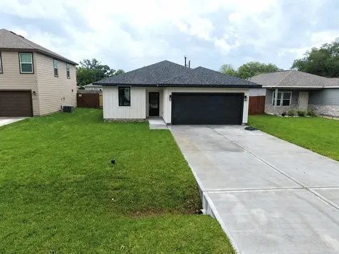 2904 5th Street Bay City TX 77414
