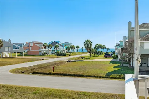 4125 Fiddler Crab Lane Galveston TX 77554