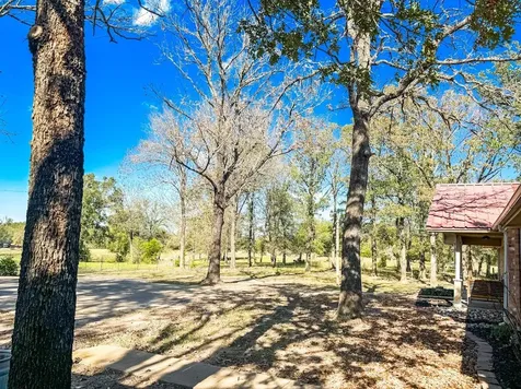 145 County Road 505 Fairfield TX 75840