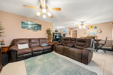 2312 6th Avenue N Texas City TX 77590