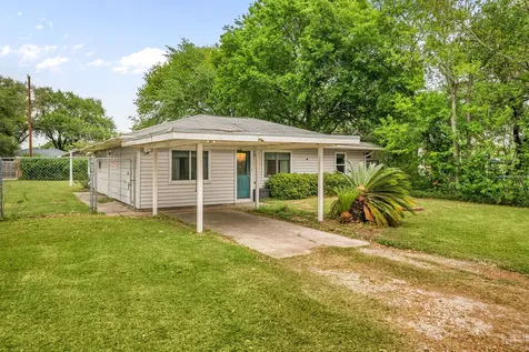 2312 6th Avenue N Texas City TX 77590