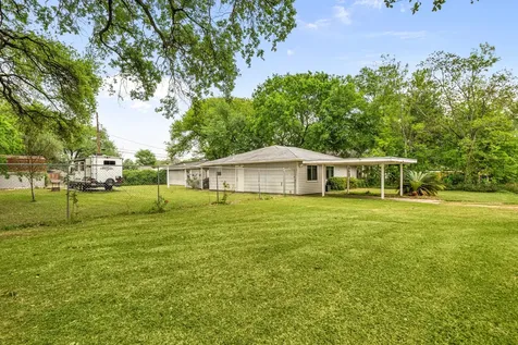 2312 6th Avenue N Texas City TX 77590