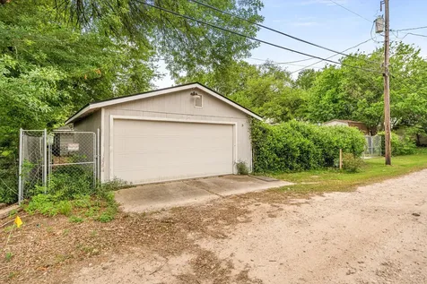 2312 6th Avenue N Texas City TX 77590