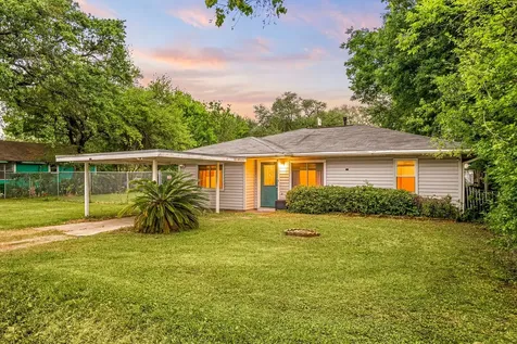 2312 6th Avenue N Texas City TX 77590