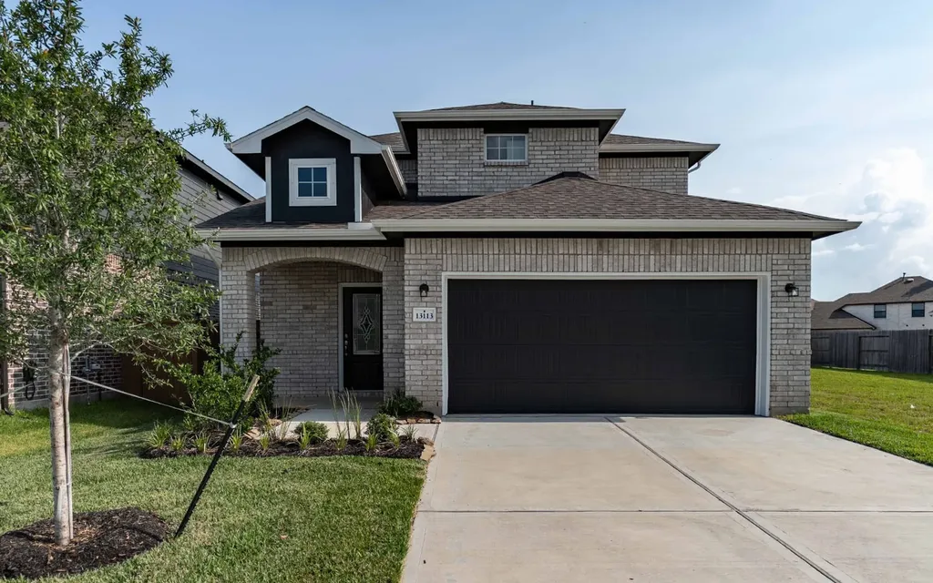 13113 Sapphire Lake Lane Texas City TX 77568