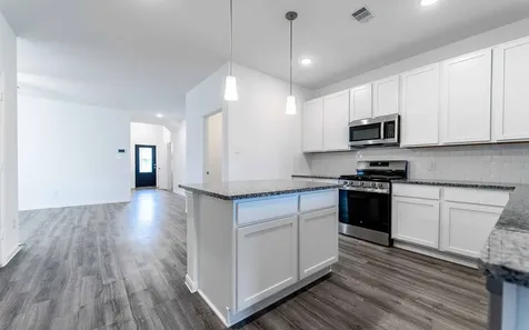 13113 Sapphire Lake Lane Texas City TX 77568