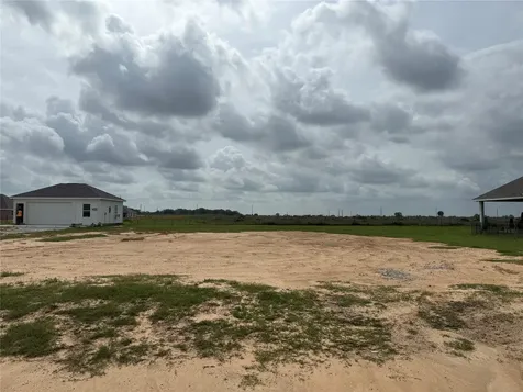 402 Cane Crossing Lake Drive Sealy TX 77474