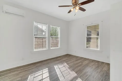 1109 Gargan Street Houston TX 77009