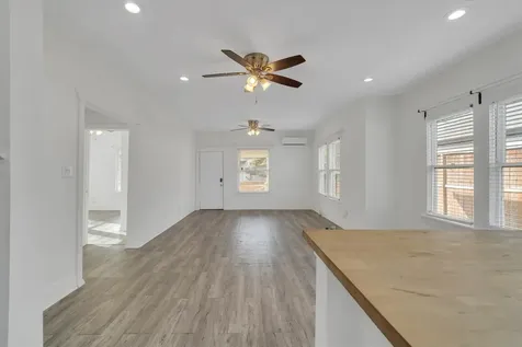 1109 Gargan Street Houston TX 77009