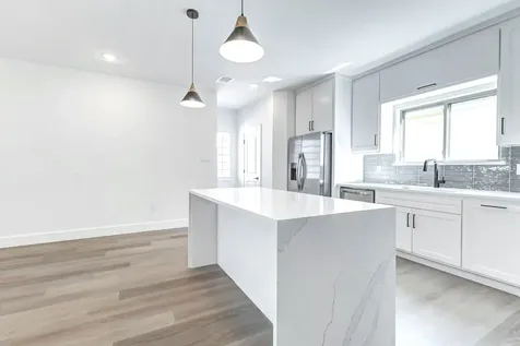 5636 Dolores Street Houston TX 77057