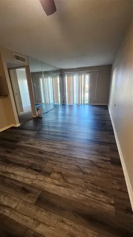 2818 S Bartell Drive 7 Houston TX 77054