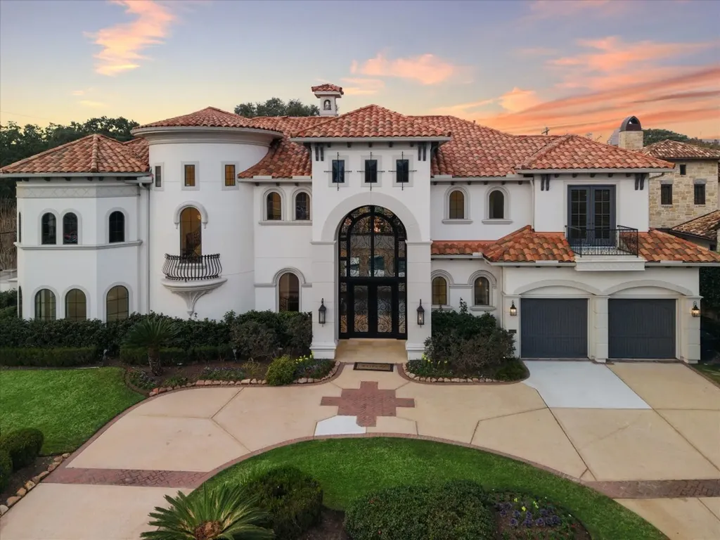 5101 Huckleberry Circle Houston TX 77056