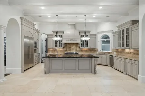 5101 Huckleberry Circle Houston TX 77056