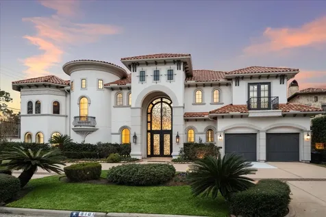 5101 Huckleberry Circle Houston TX 77056