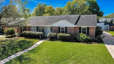 10719 Burgoyne Road Houston TX 77042