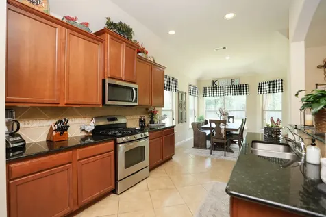 55 Hearthwick Place Tomball TX 77375